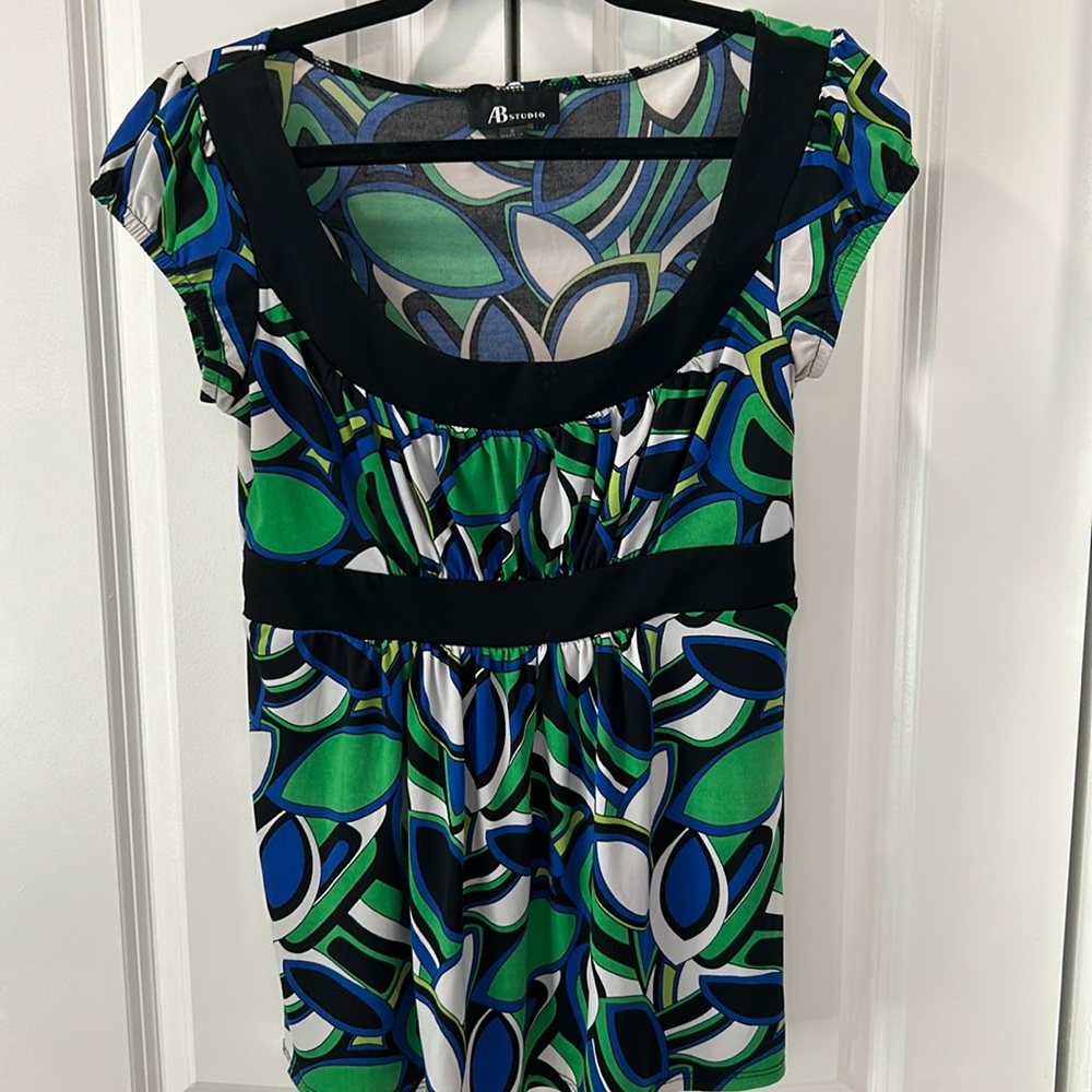 Scoop Neck Blouse, Size Small, Great Condition!